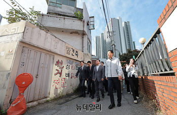 [포토] 상계5 재정비촉진구역 찾은 국민의힘·오세훈