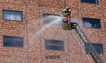 [포토] 서울 중구, 신라호텔서 '2025 안전한국훈련' 실시