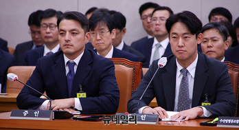 [포토] 국정감사 증인출석한 권혁민·정동원 대표