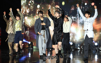 [영상] 템페스트, 위로 담은 타이틀 '어둠속에서'로 가요계 복귀