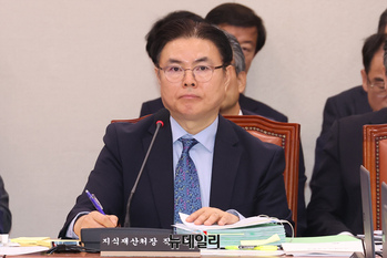 [포토] 산자위 국정감사 출석한 목성호 지식재산처장 직무대리