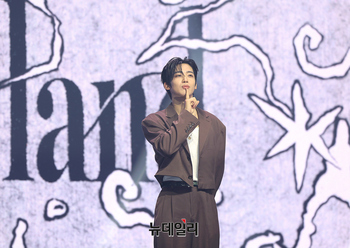 [영상] 컴백한 위아이 김요한