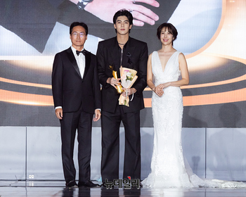 [포토] 아시아모델어워즈 모델스타상 수상자