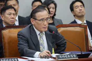 [포토] 답변하는 위성락 국가안보실장