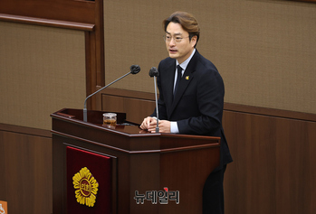 [포토] 시정 질의하는 박유진 서울시의원