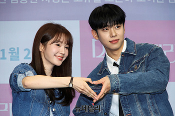 [영상] 미래의미래 권나연-김동현 '우리는 커플' 