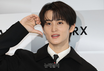 [영상] NCT 마크 '피부 고민 그만'