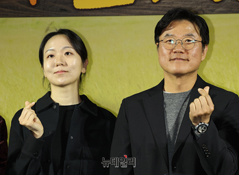 [포토] 넷플 '케냐 간 세끼' 공동연출 맡은 나영석-김예슬 PD