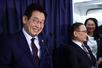 李 '한미 연합훈련 지렛대', 北 '한반도 비핵화 전략'과 중첩 … 전작권 등 '한미동맹 이완' 예고 