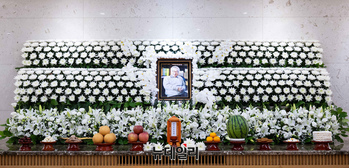 [포토] 영면에 든 국민배우 故 이순재 