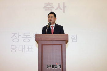 [포토] '이승만의 외로운 투쟁' 시사회 참석한 장동혁 대표