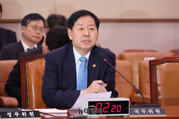 [포토] 법사위 출석한 구윤철 경제부총리