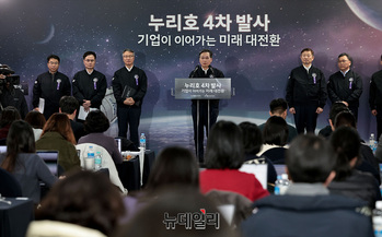 [포토] '누리호 4차 발사' 관련 브리핑하는 윤영빈 우주항공청장 