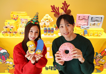 [포토] 던킨, 심슨가족 테마 2025 윈터 캠페인 '홈 포 더 홀리데이' 공개 