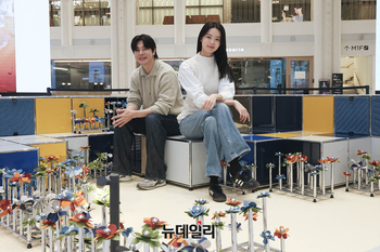 [포토] 신세계백화점 강남점, 모듈러 퍼니쳐 'USM' 60주년 팝업 오픈