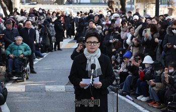 [포토] 비상계엄 1주년, 국회 찾은 한동훈