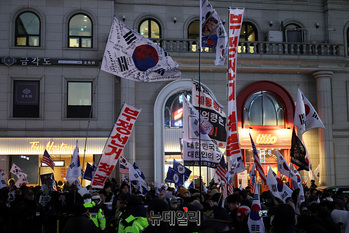 [포토] 국민의힘 당사 앞 모인 보수단체