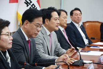 장동혁 "李 정권 6개월, 납북된 국민 외면하고 北에 굴종 … 中 간첩은 눈 감아"