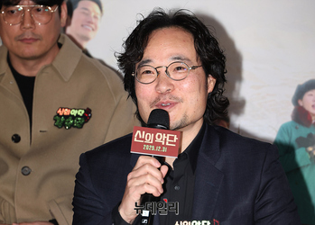 [포토] 영화 신의악단 연출 맡은 김형협 감독