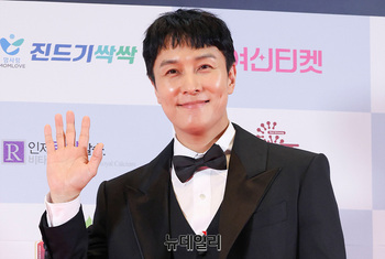 [포토] 김동완 '영원한 아이돌'