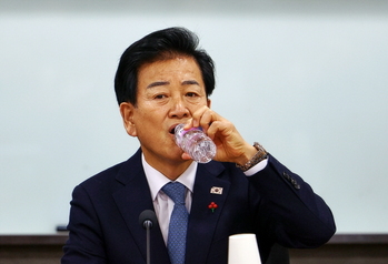 '통일교 파문'에 대한 정동영 통일부의 황당 설명문 … 