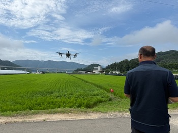 평창군, 병해충 증가 속 드론 활용 지원사업 성공적 종료