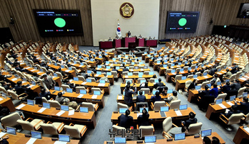 경찰, 현장서 '대북전단 제지' 가능해졌다 … 경찰관직무집행법 개정안 통과