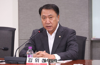 [포토] 인사말 하는 김위상 국민의힘 의원