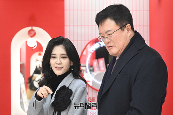 [포토] 명동 찾은 이부진 호텔신라 대표