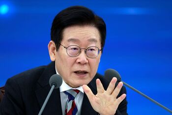 李 대통령 "민주유공자법, 악의적 선전에 '퍼주기'로 오해"