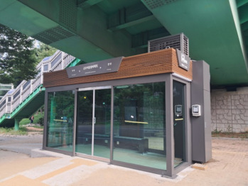 안성시, 버스정류장 스마트셸터 한파 쉼터로 운영