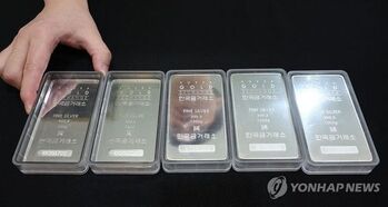 “올해 160% 폭등” … 국제 은값, 美 금리인하 기대·달러 약세에 45년만에 최고치 경신