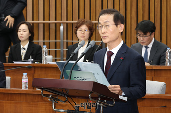 [포토] 인사말 하는 김호철 감사원장 후보자