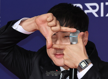 [포토] 손흥민 세리모니 선보이는 배성재 아나운서