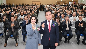 김학홍 경북 행정부지사 퇴임…33년 공직 생활 마무리