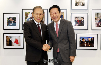 [포토] MB 예방한 장동혁 국민의힘 대표 