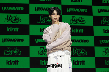 [포토] 아이디엔티티 8번째 멤버 이환희
