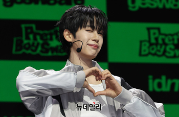 [포토] 아이디엔티티 예스위아 합류한 황은수