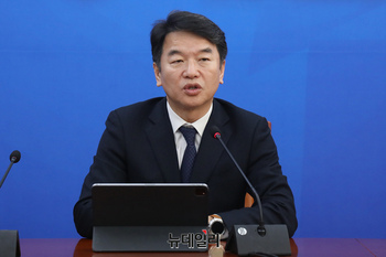 [포토] 발언하는 문진석 민주당 원내대표 직무대행