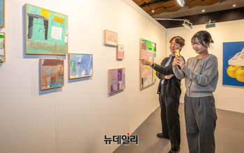 [포토] 현대백화점 무역센터점 '국내외 아티스트 예술 작품 만나보세요'