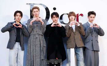 [영상] 성수동 등장한 코르티스 