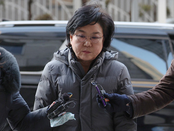 [단독] 이혜훈 장남, '로또 청약' 위해 위장 전입 정황 … 용산 7억 전세 계약, 주소지는 서초에