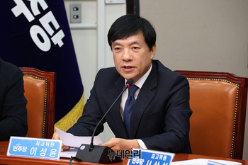 [포토] 최고위 참석한 이성윤 민주당 의원