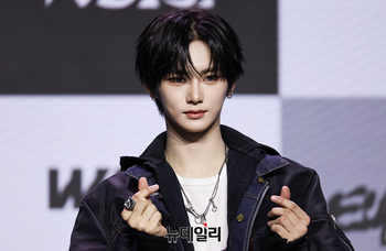 [포토] 알파드라이브원 안신 '손가락 하트'