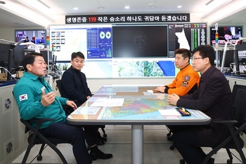 김용복 강원특별자치도의회 부의장, 도 소방본부 위문품 전달·격려