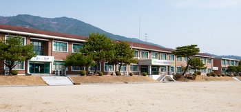 [기획취재] 민·관·학이 함께 일궈낸 교육공동체 제천 송학중 