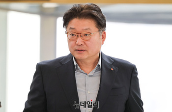 [포토] VCM 향하는 김태현 롯데네슬레 대표