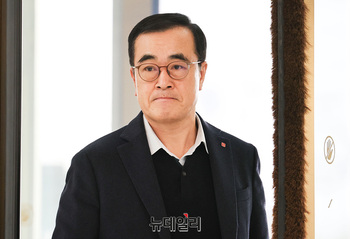 [포토] 상반기 VCM 참석하는 정기호 롯데상사 대표 