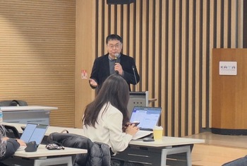 현대차 싱크탱크 "글로벌 車 저성장·전동화 부진 이중고 … 완성차 딜레마 불가피"