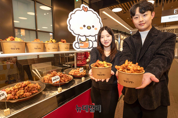 [포토] 현대백화점 판교점, 수제 조청으로 만든 프리미엄 강정 '청담강정' 맛보세요